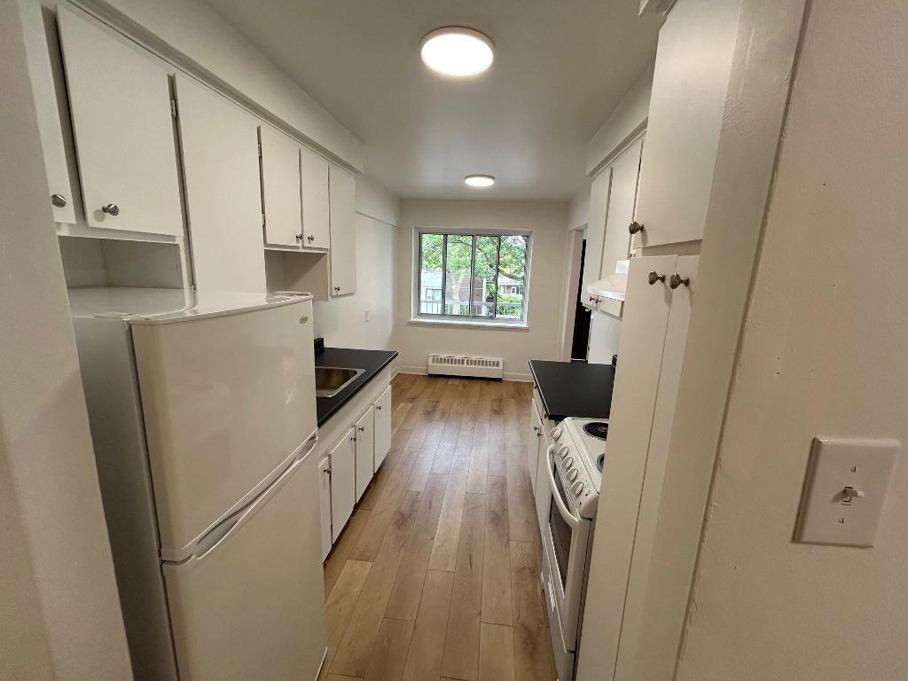 Grand 3 1/2 rénové dans Cote des Neiges