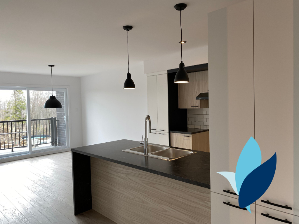 Logement 5 1/2 - WIFI - Novembre 2025