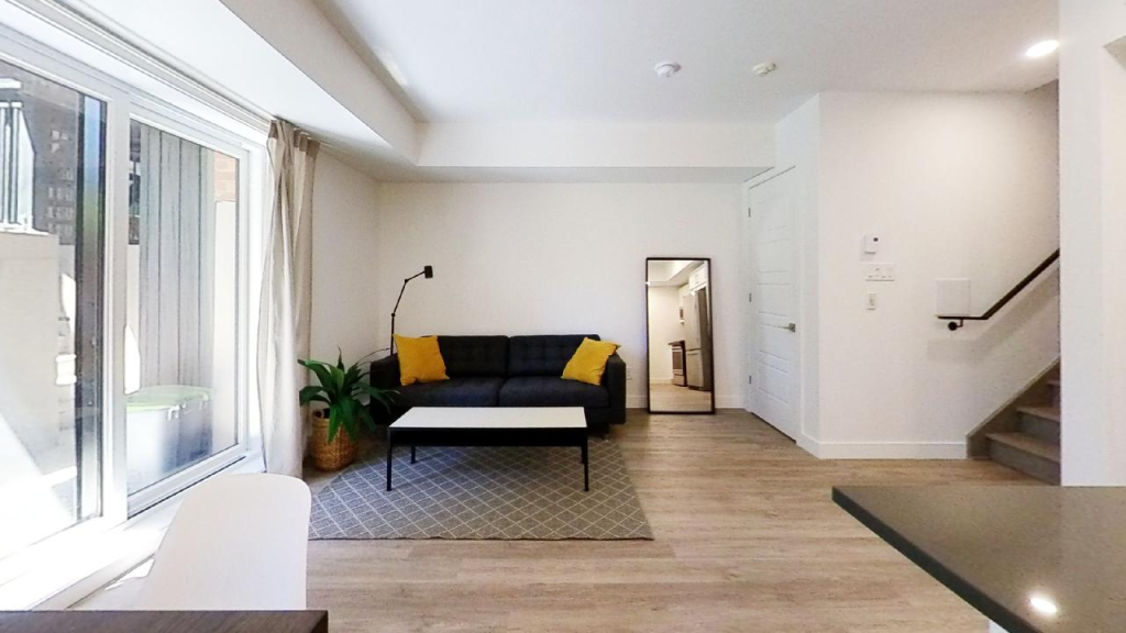 Appartement 2 Chambres Et 1 Toilette