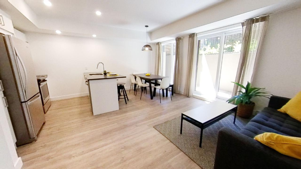 Appartement 2 Chambres Et 1 Toilette
