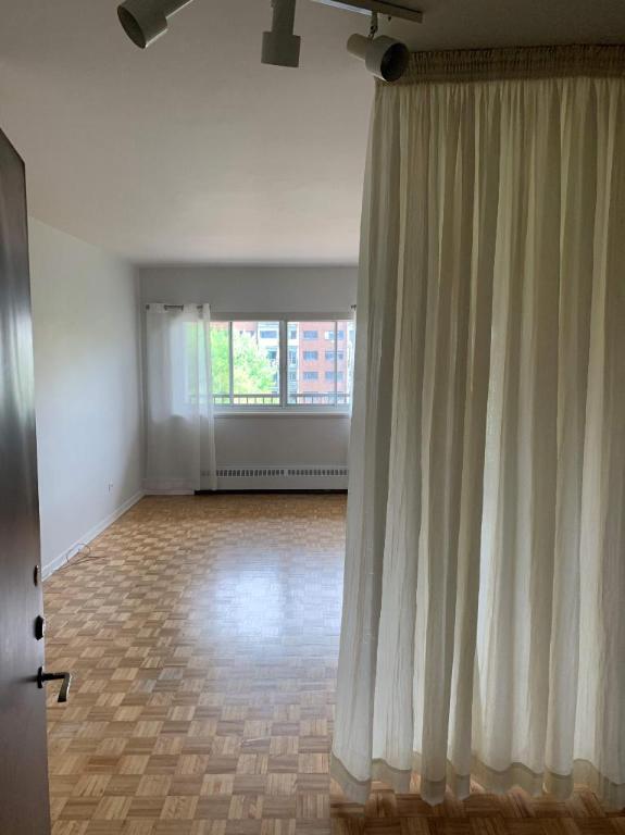 1 CH - 1 SDB - Montréal - $1,445 /mo