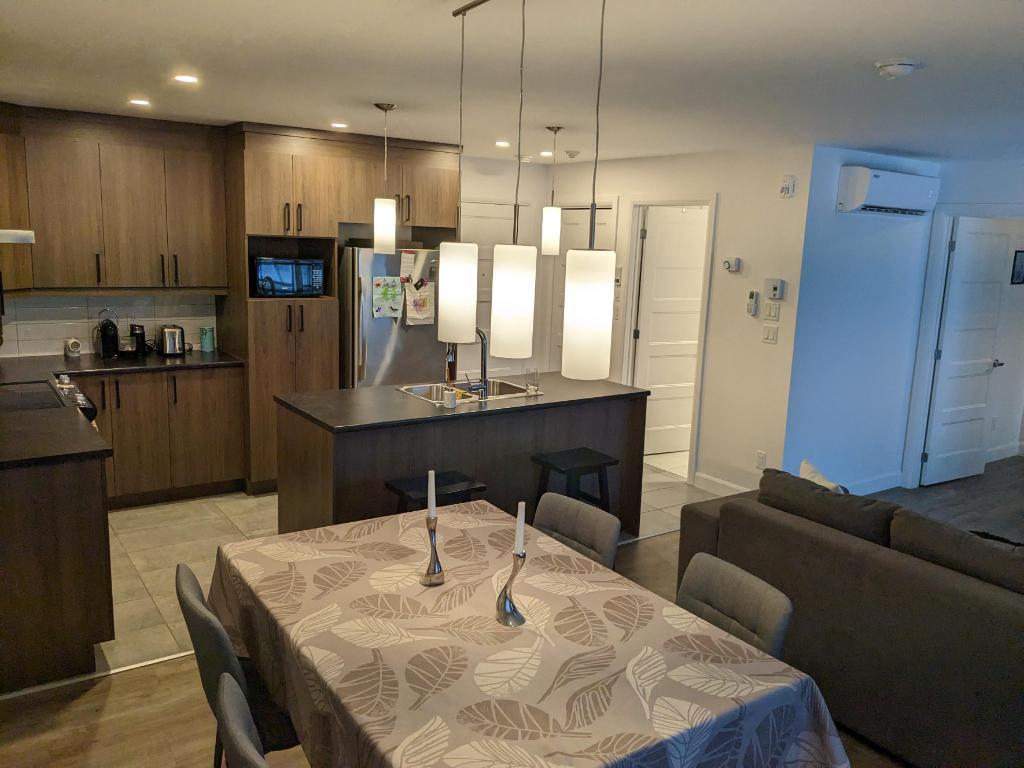 3 1/2 style condo à louer