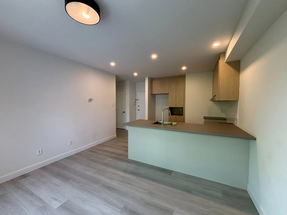 BEAU 3½ | FLEURIMONT|MAINTENANT