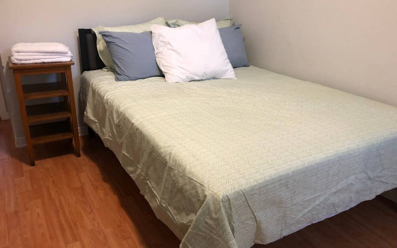 Bel Appartement Ensoleillé - Métro Viau