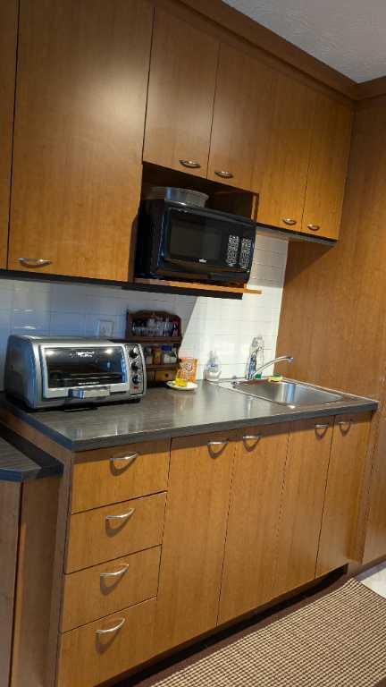 Appartement 4 et demi à sous louer, raison cession de bail