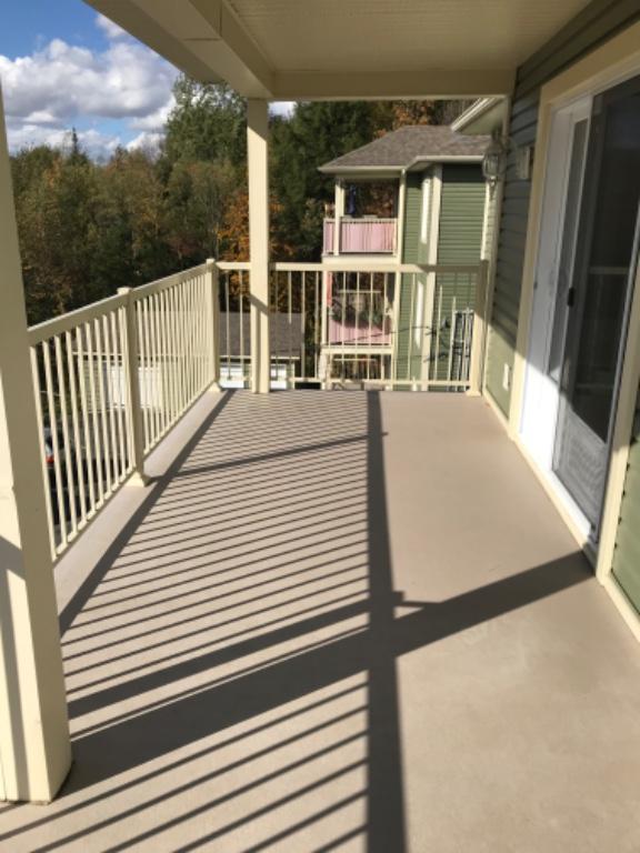Cowansville grand 61/2 style condo à louer
