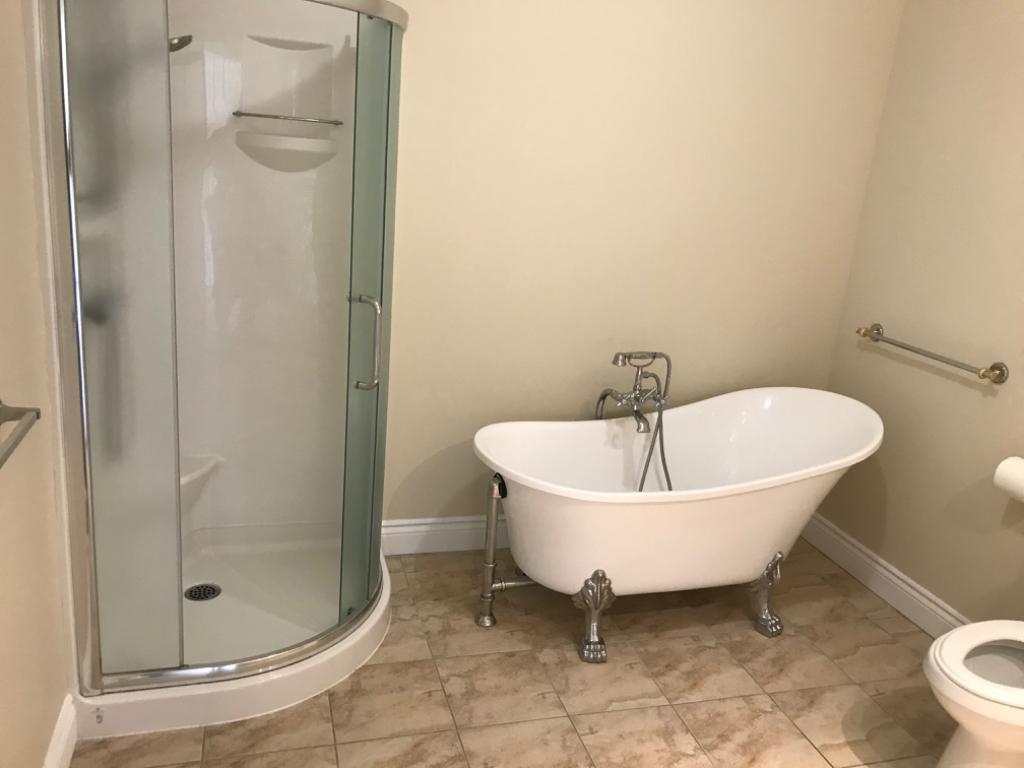 Cowansville grand 61/2 style condo à louer