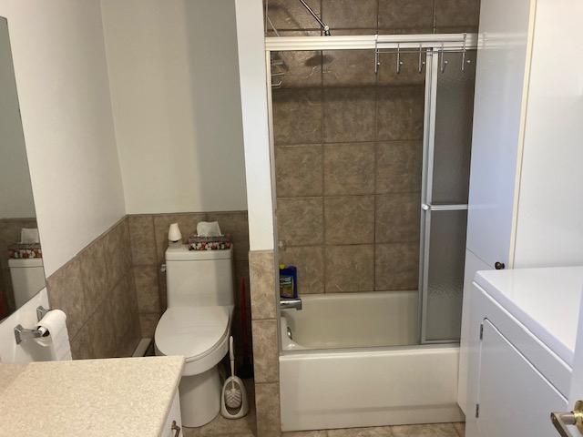 3 1/2 Appartement sous-sol Meublé tout inclus
