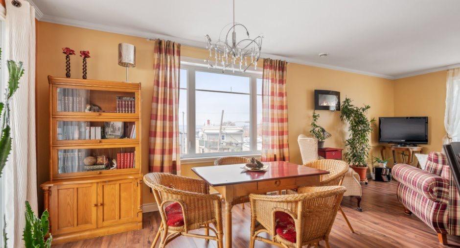 Beau Logement 4 1/2 - Condo