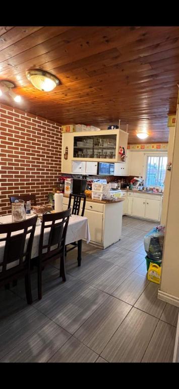 61/2 HAUT DUPLEX,3. C.A.C.
