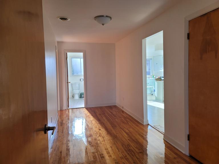 5 1/2 - Montréal (Nouveau-Rosemont) - 1 855 $/mois