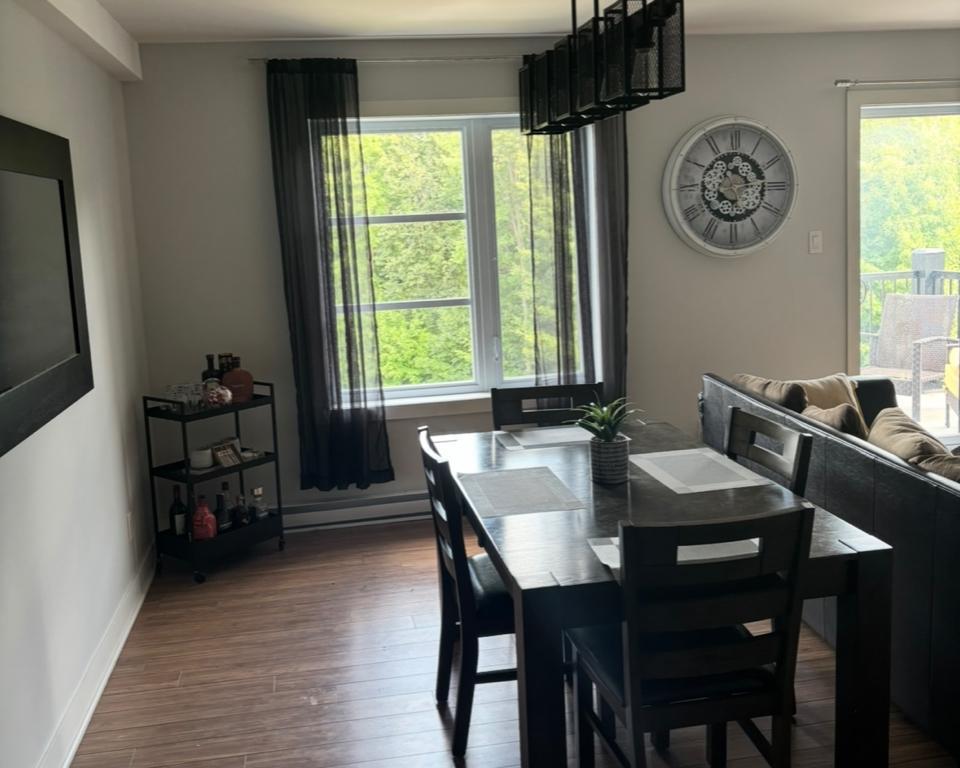 Condo - logement à louer, Saint-Jean-sur-Richelieu