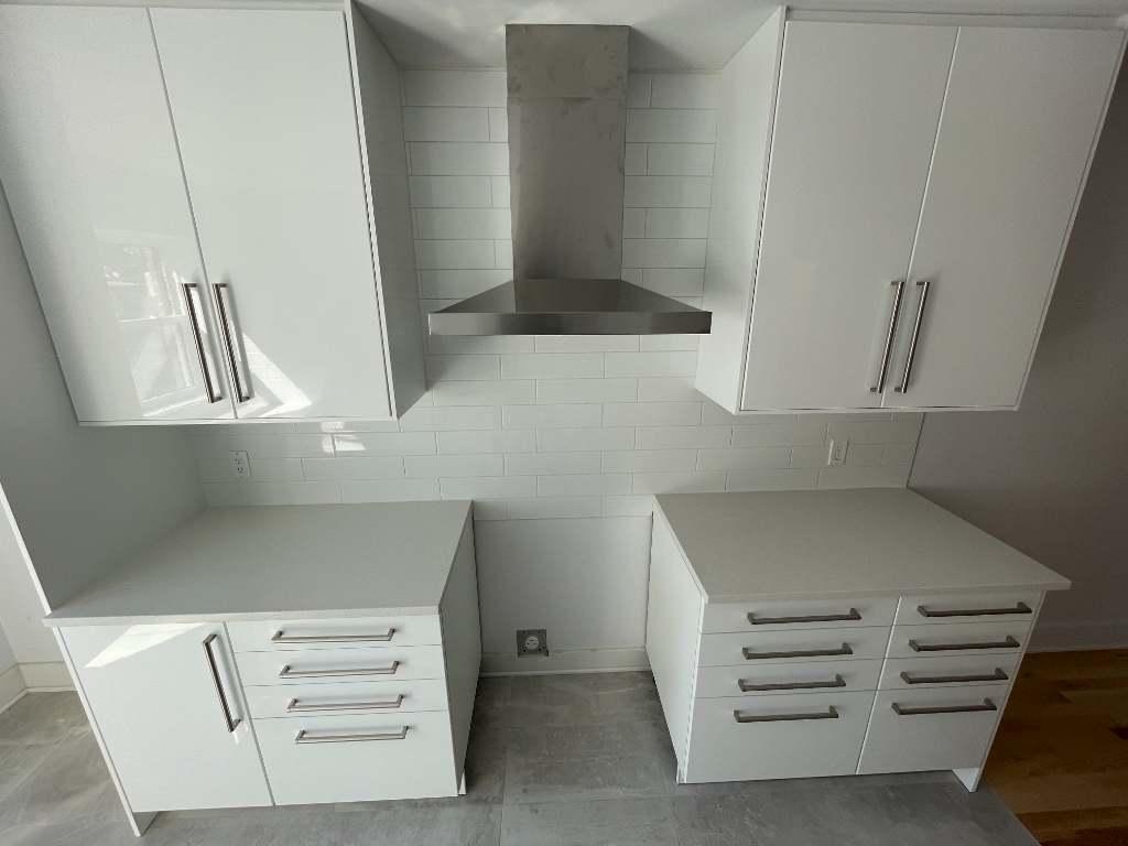 Appartement 5 1/2 à louer Metro Cadillac/ Langelier