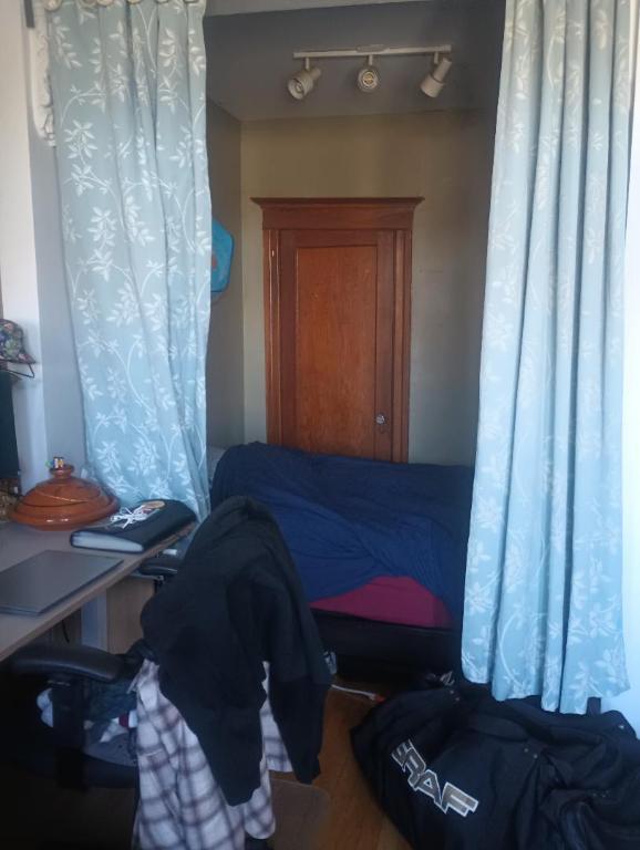 étudiants/students price drop 3 min from Metro