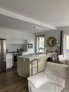 4 rooms apartment of 105m² in Quebec