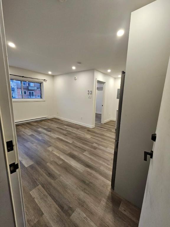 1 CH - 1 SDB - Montréal - $1,495 /mo
