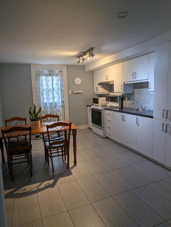 Grand 5 1/2 à Saint-Jérôme