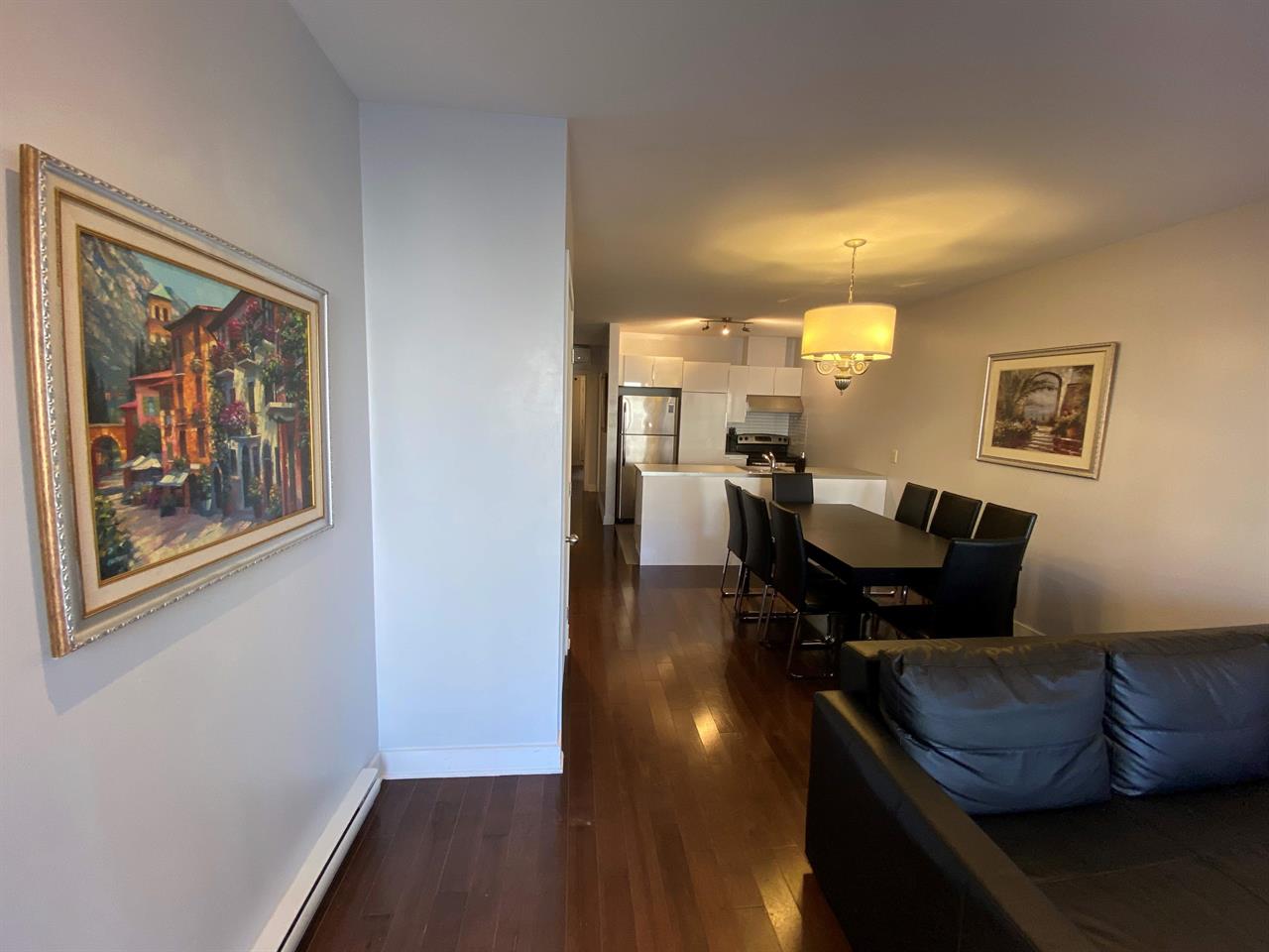 3 CH - 2 SDB - Montréal - $2,700 /mo