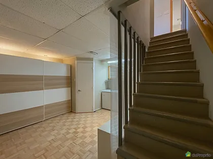 6 rooms apartment of 92m² in Montreal