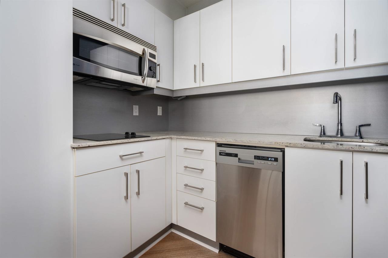 1 CH - 1 SDB - Montréal - $2,095 /mo