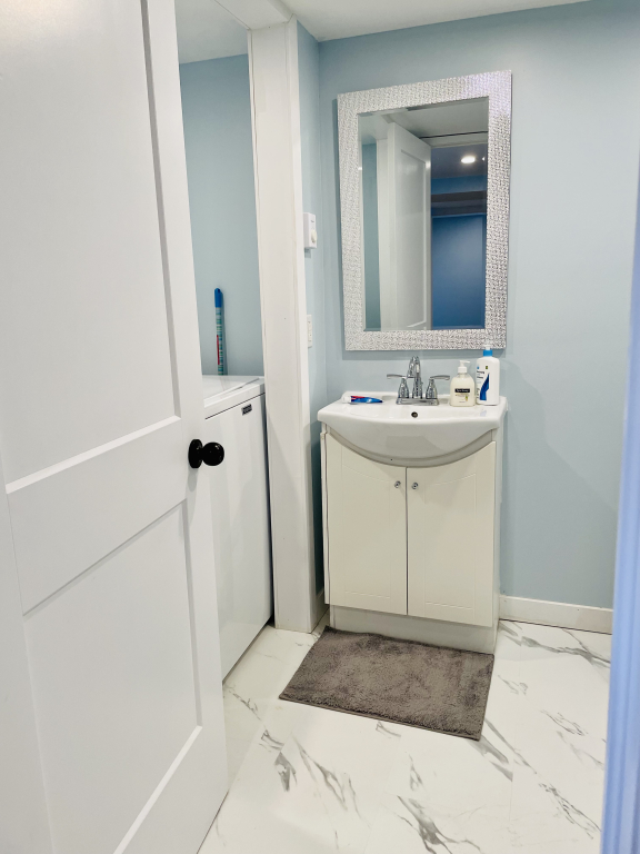 Chambre Meublée Disponible Maintenant