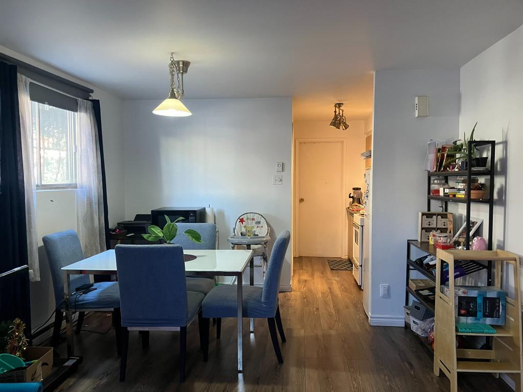 Grand 3 ½ disponible maintenant - Ahuntsic