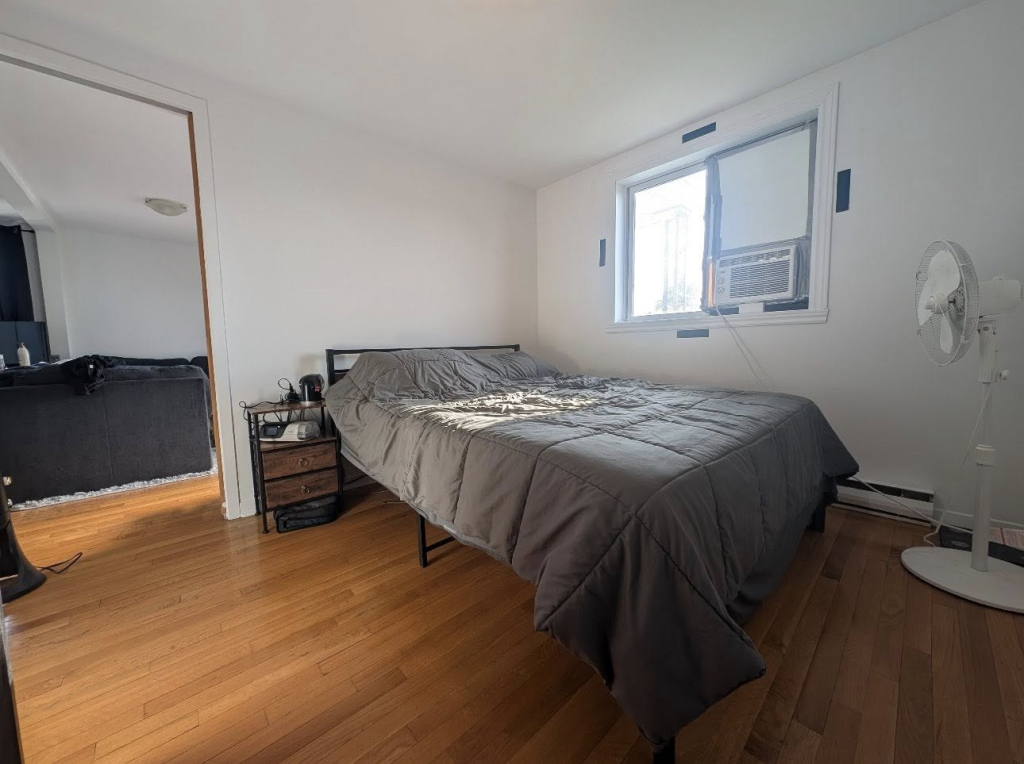 460 Rue Diane