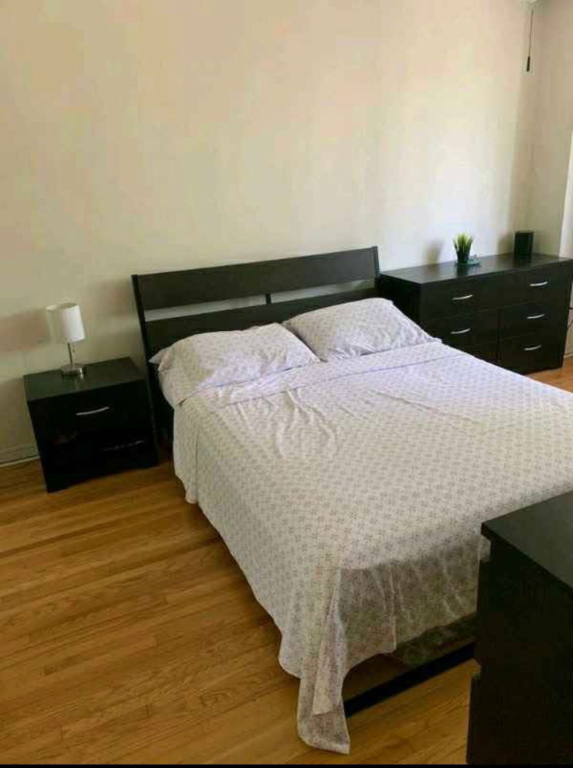 5½ Rénové – RDC De Triplex Avec 3 Grande