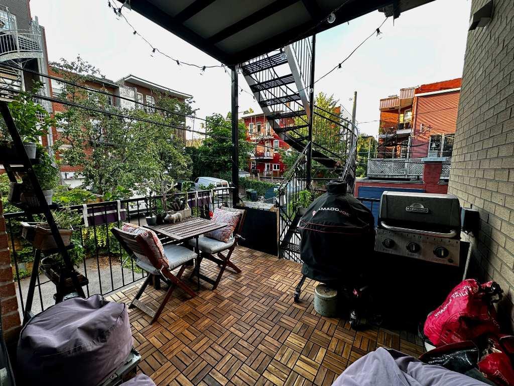 Grand 5 1/2 rénové dans Hochelaga