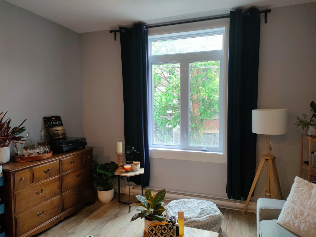 5 1/2 Avec 2 Chambres Et Cour Arrière