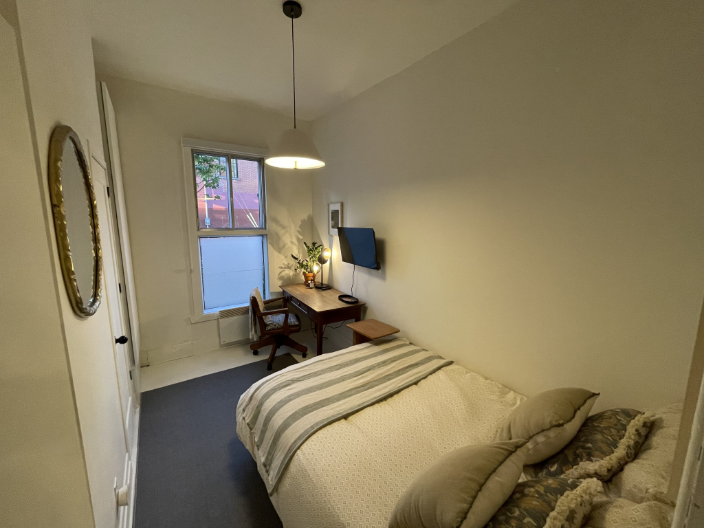 Chambre Meublée, SdB, Tout Inclus