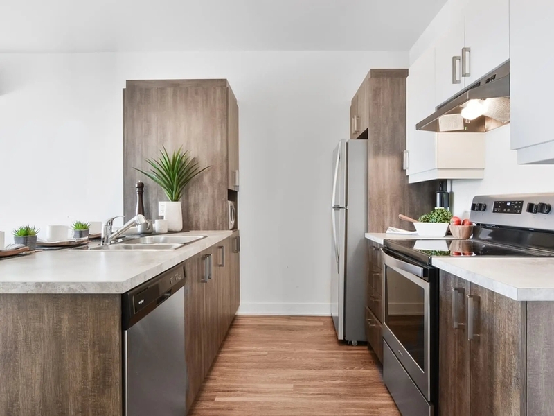 2 Bedrooms - 21 Ronsard Street, Saint-Constant