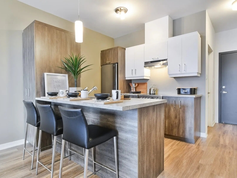 2 Bedrooms - 6000 Rue De La Tourbière, Saint-Hubert