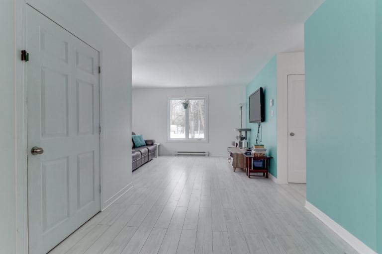 9 1/2 - Sainte-Julienne - 2 500 $/mois