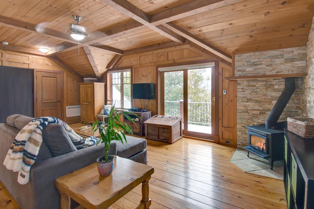 Loft champêtre au bord de l'eau à la Minerve