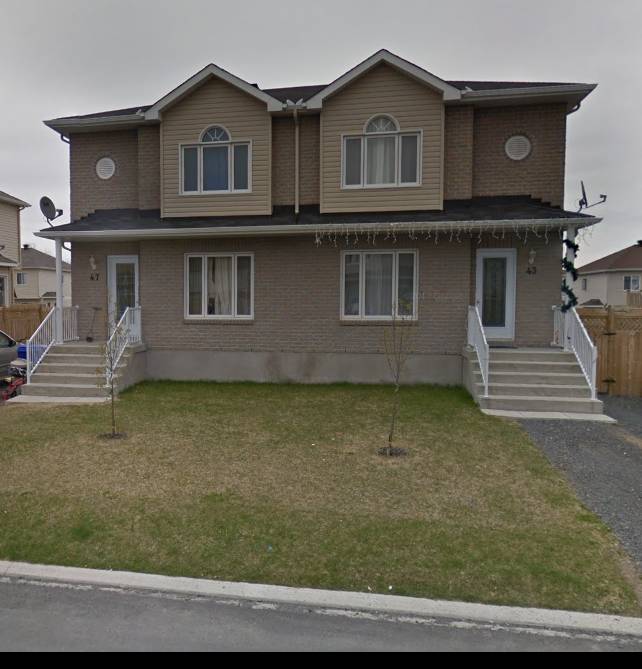 (Hull) Superbe 1 Chambre Au Semi Sous-sol – Plateau