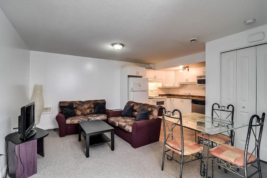(Hull) Superbe 1 Chambre Au Semi Sous-sol – Plateau