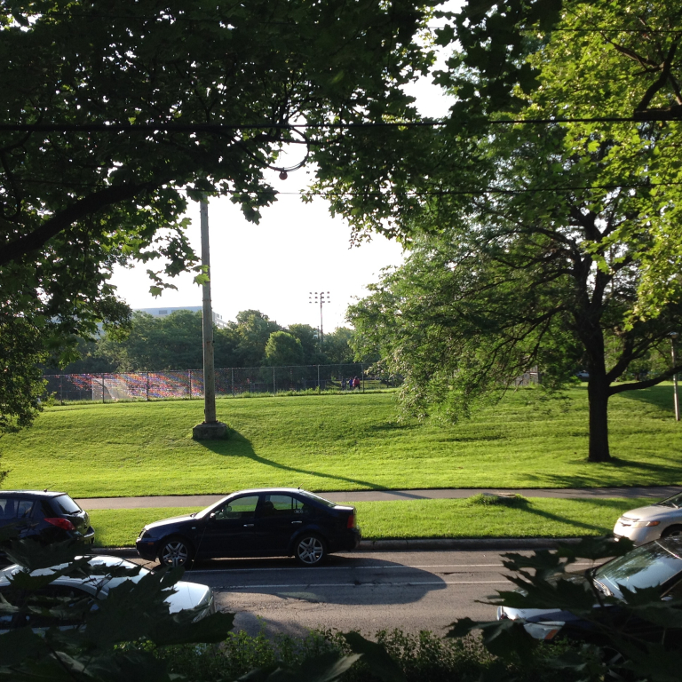 41/2 MEUBLÉ BIEN SITUÉ (PARC) PRÈS UDEM