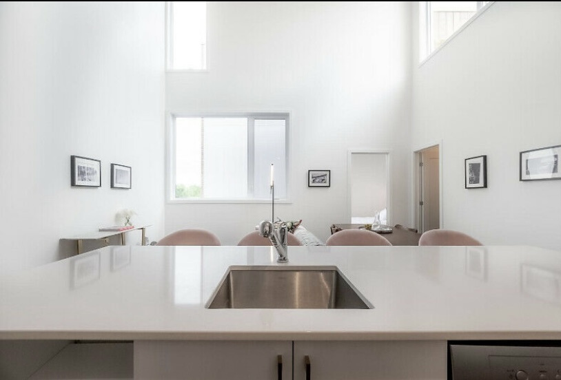 4 1/2 Condo Lumineux (cession De Bail)