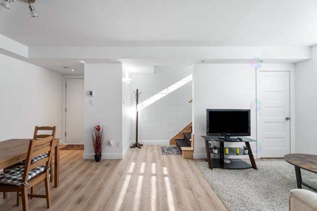 Superbe condo 4 1/2 à louer NDG