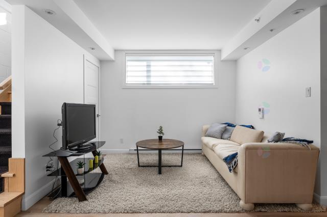 Superbe condo 4 1/2 à louer NDG