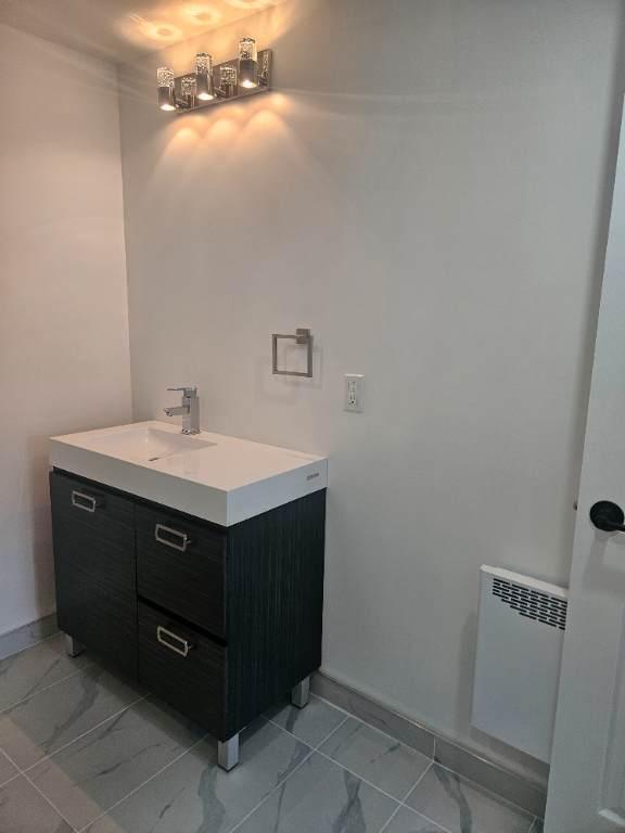 4 1/2 à louer à pointe-aux-trembles 1785$/mois
