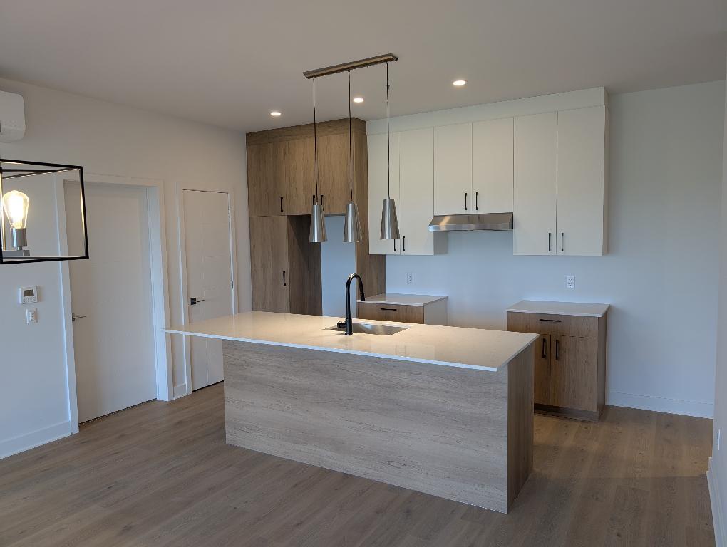 Condo Neuf a Louer Disponible 👇Maintenant, Candiac, 2200$