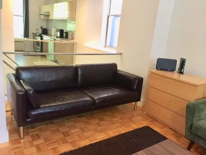 1 room of 45m² in Montreal