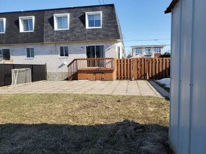 7 rooms house of 157m² in Longueuil