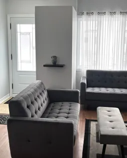9 rooms house of 143m² in Longueuil