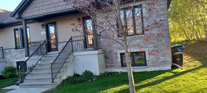 2 rooms house of 97m² in Gatineau