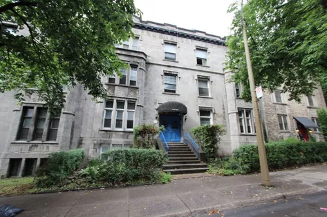 1 room apartment of 32m² in Montreal