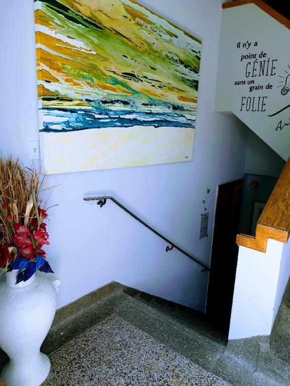 Magnifique Loft a loue 15 pieds de plafond