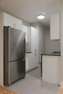 2 rooms apartment of 63m² in Montreal